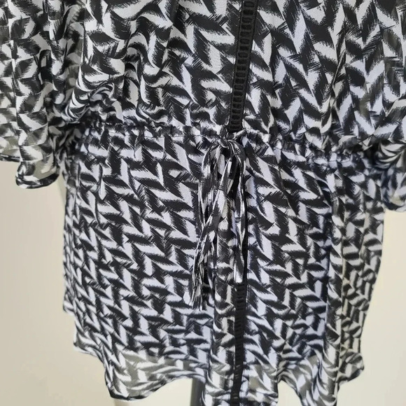 Womens A.N.A. White Black Boho Geometric Print Sheer Top Blouse Sz L - Picture 7 of 8